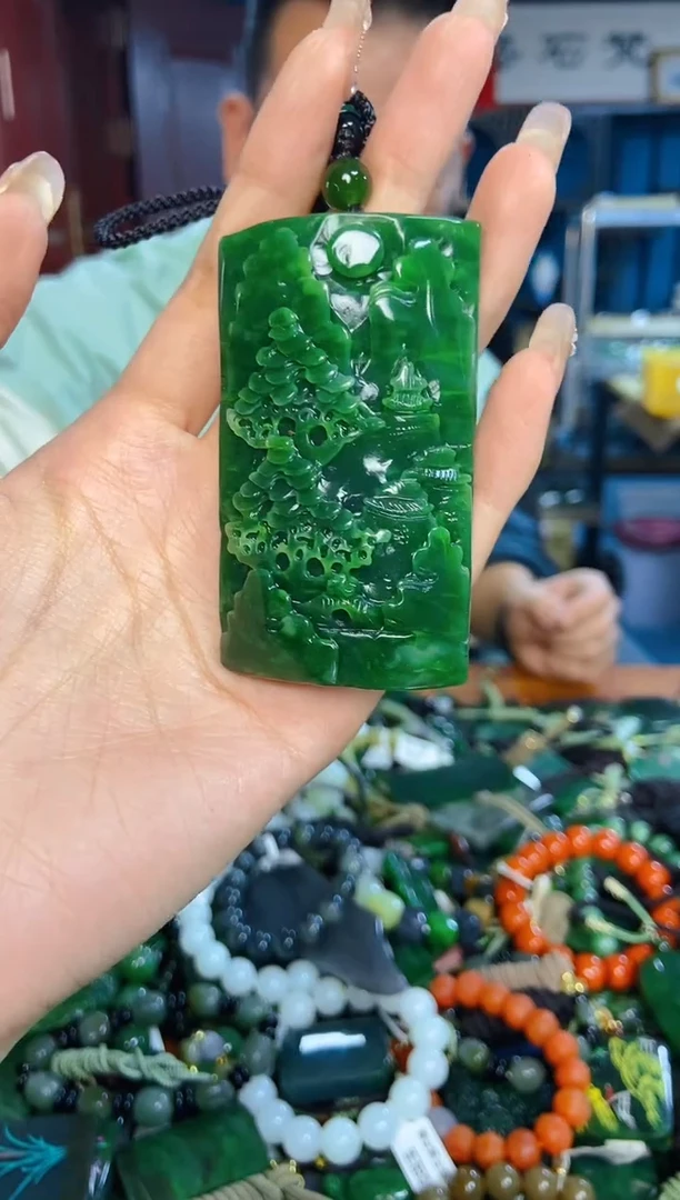 未镶嵌和田玉挂件1