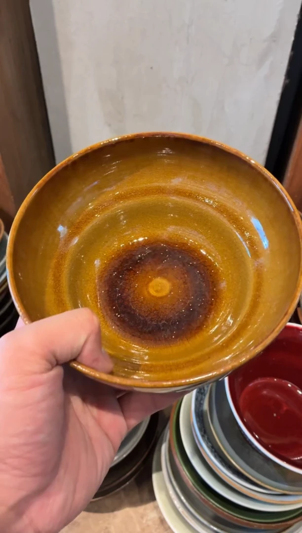 瓷片曲**干316 微瑕黄玉葫芦碗1个