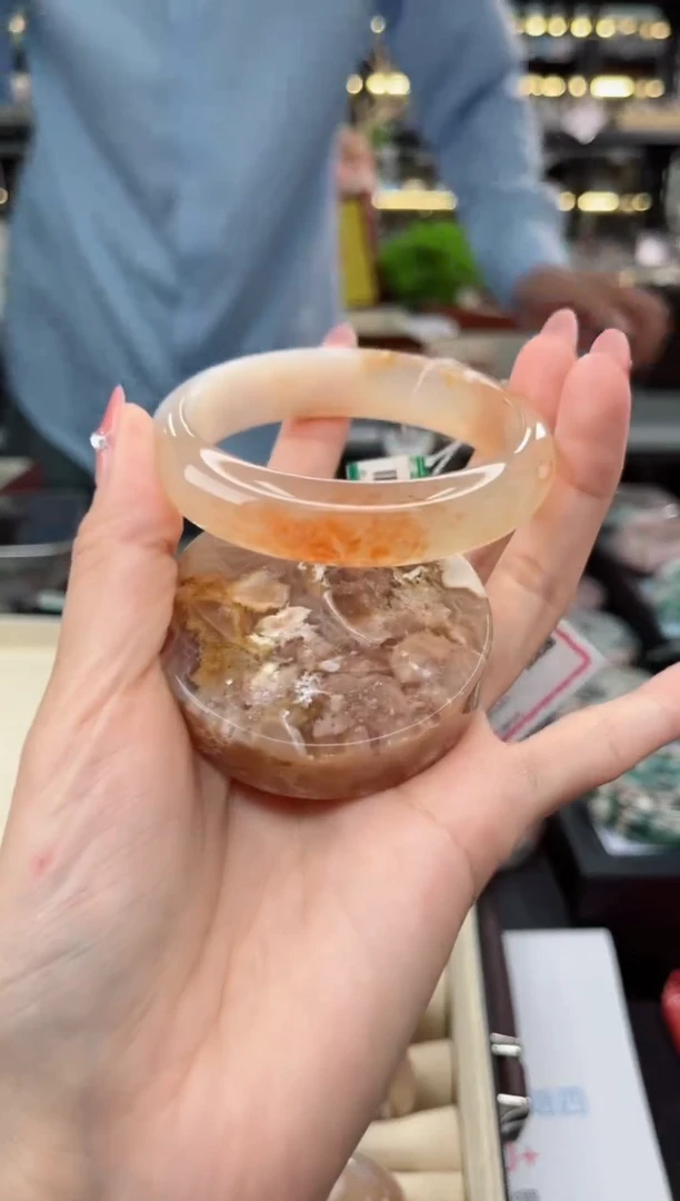 【闪购商品】石英质玉手镯未镶嵌57圈口（赠品镯心）3931185