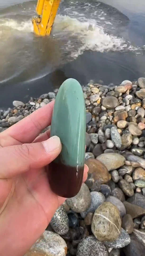 未镶嵌和田玉把件1