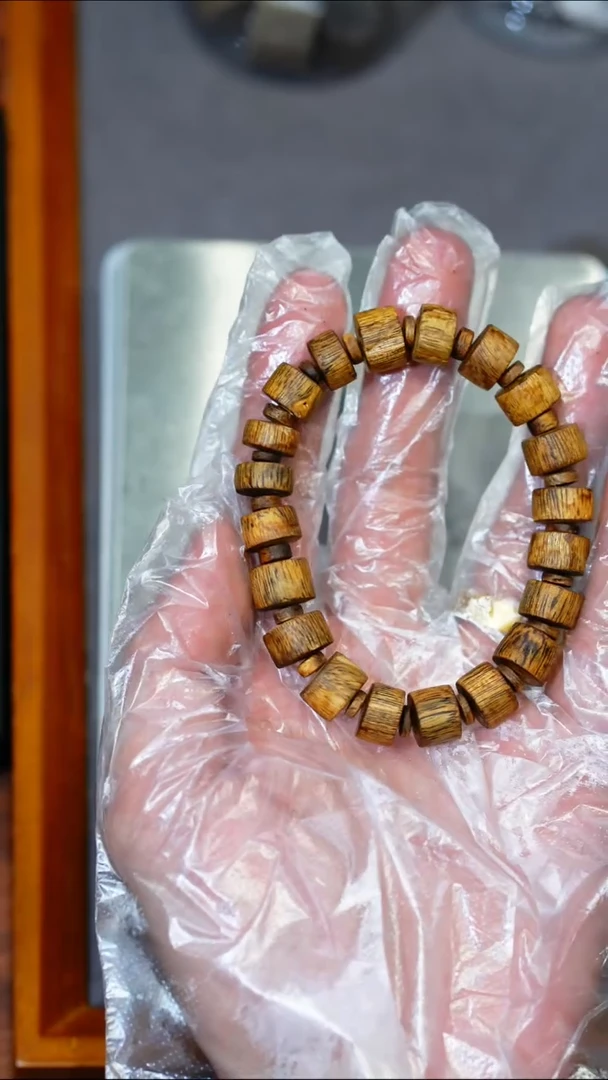 【闪购商品】沉香沉香木制品种植奇楠醇化