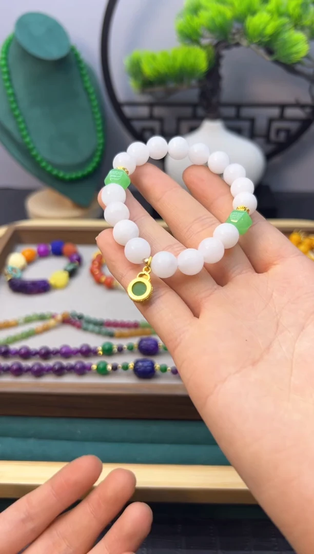 【闪购商品】和田玉手链14K金镶嵌S412