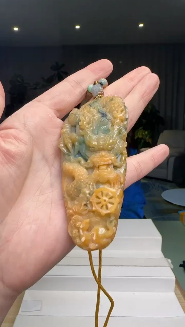 【闪购商品】翡翠吊坠(赠链)未镶嵌DY@@WS1SS02427