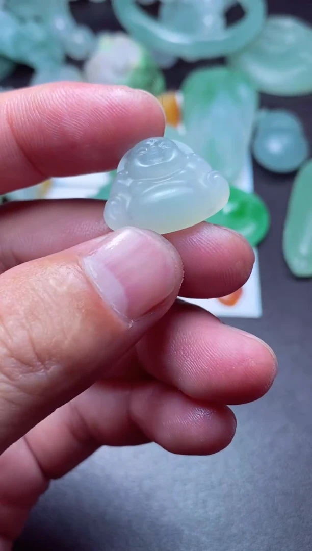 未镶嵌定制翡翠翡翠