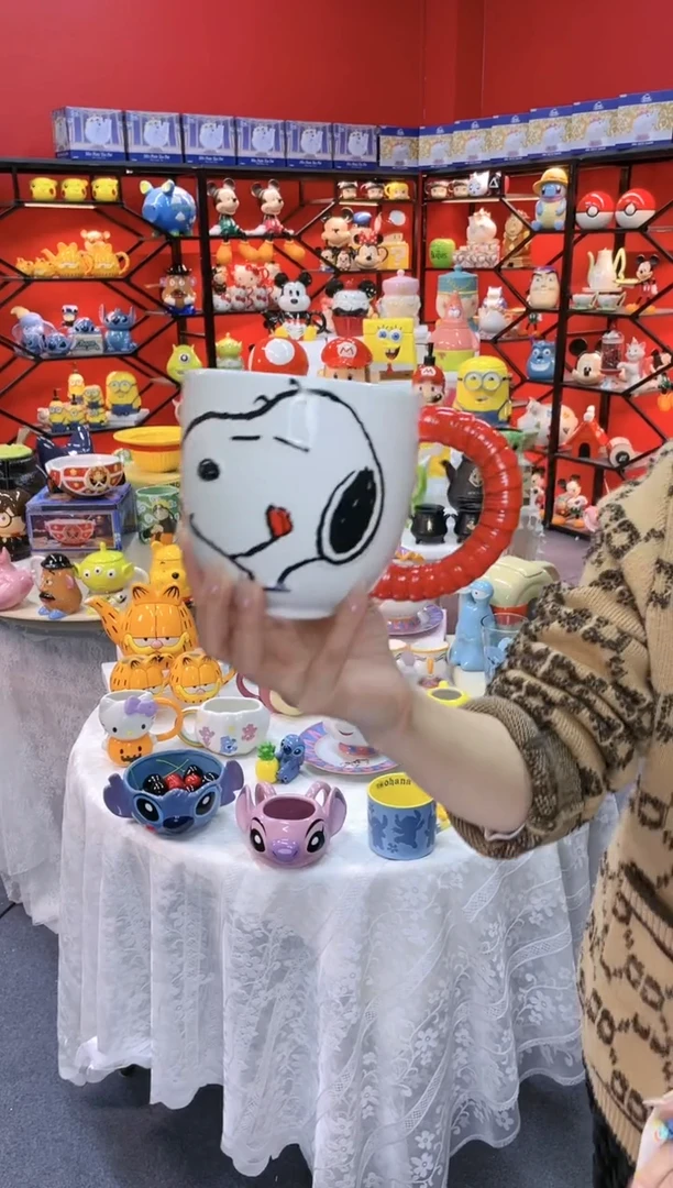 【闪购商品】1@@史努比红色手柄陶瓷杯