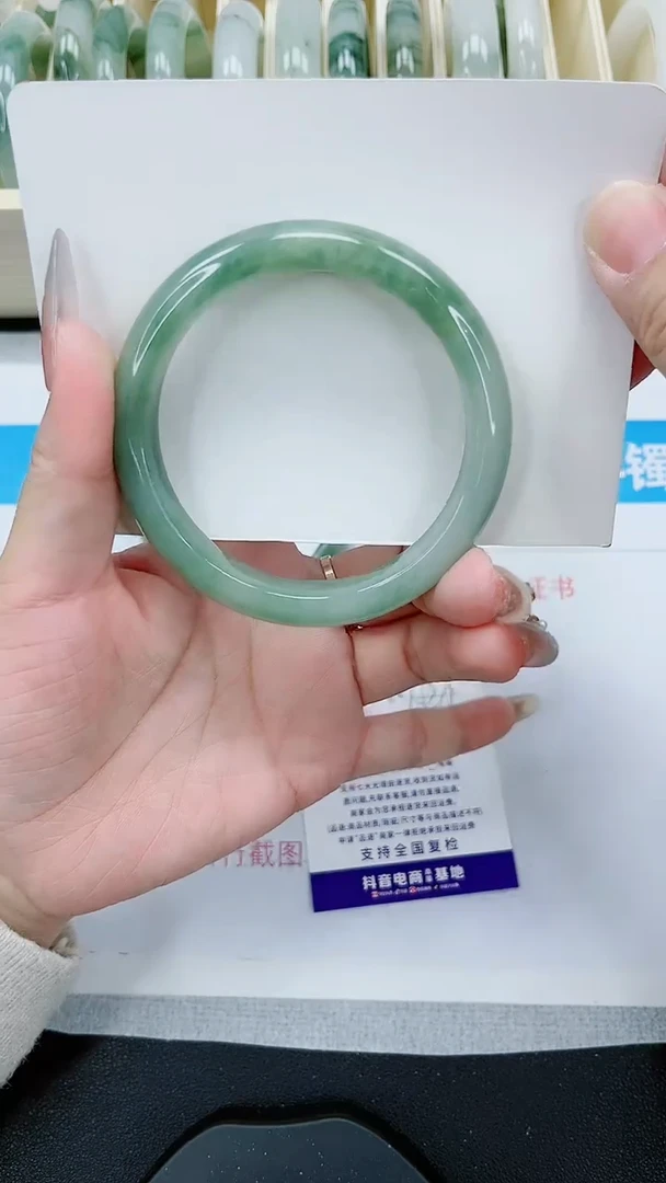 【闪购商品】石英质玉手镯未镶嵌173号/59-60圈