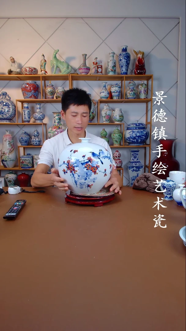 现代景德镇手工手绘陶瓷摆件20