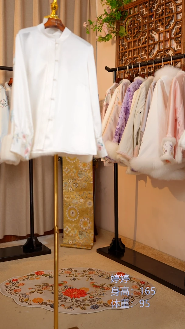 织绣真丝白色衬衫