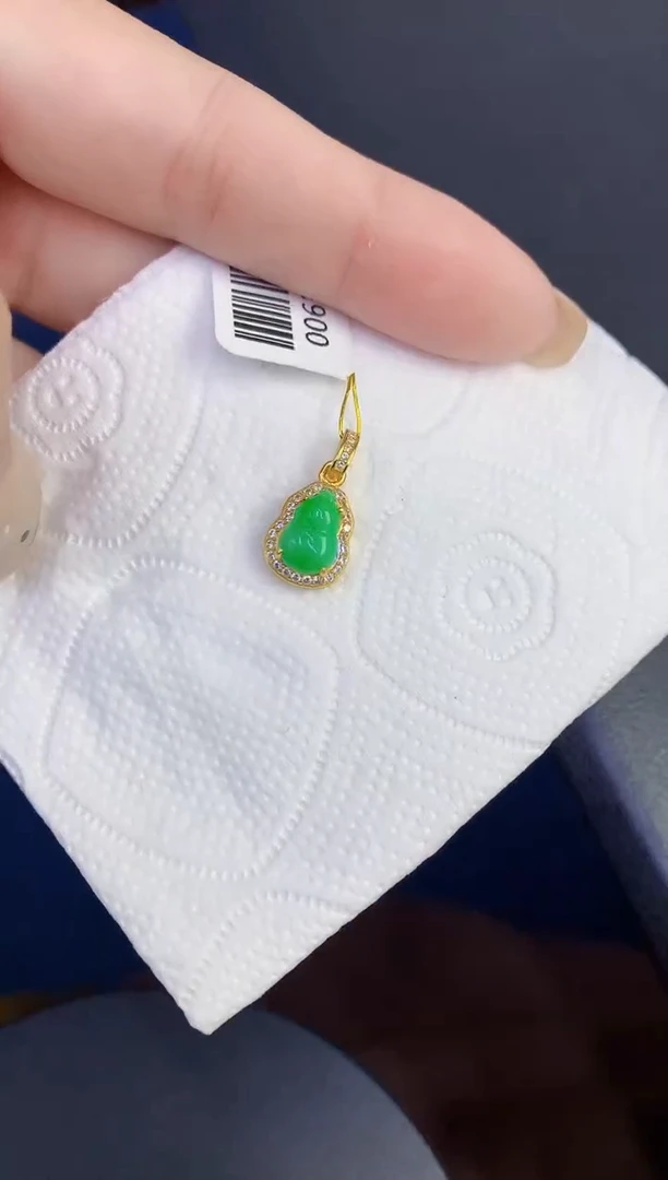 颈饰未镶嵌翡翠缅甸天然翡翠A货