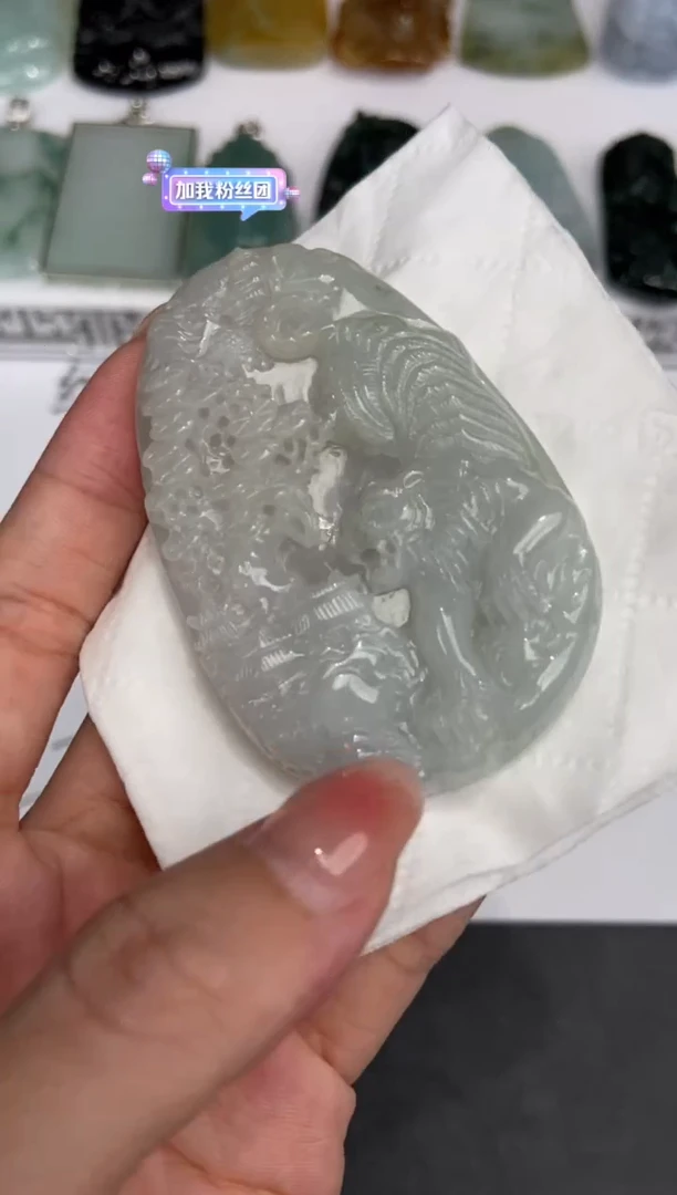 翡翠挂件未镶嵌292718    /多样性发一件