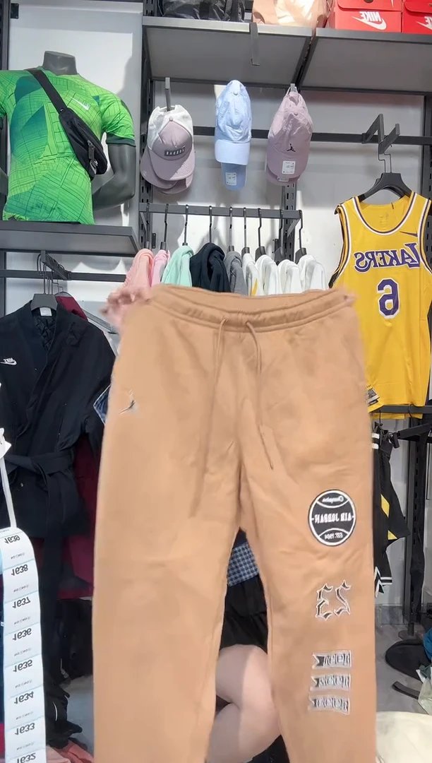 1631    编码 瑕疵款直播间过款为准 尺码