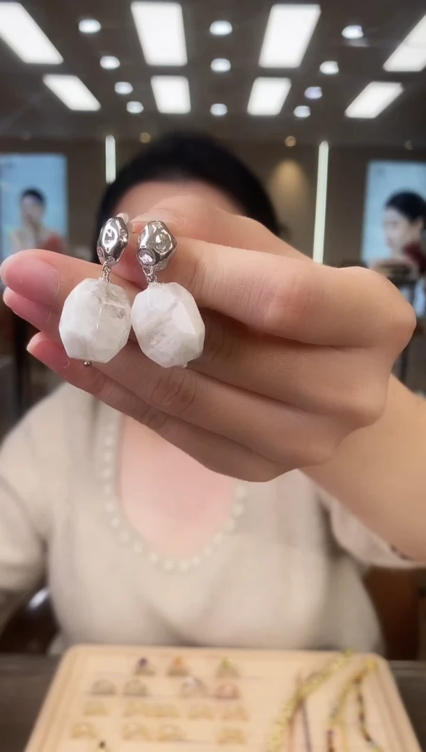 未镶嵌耳饰水晶17