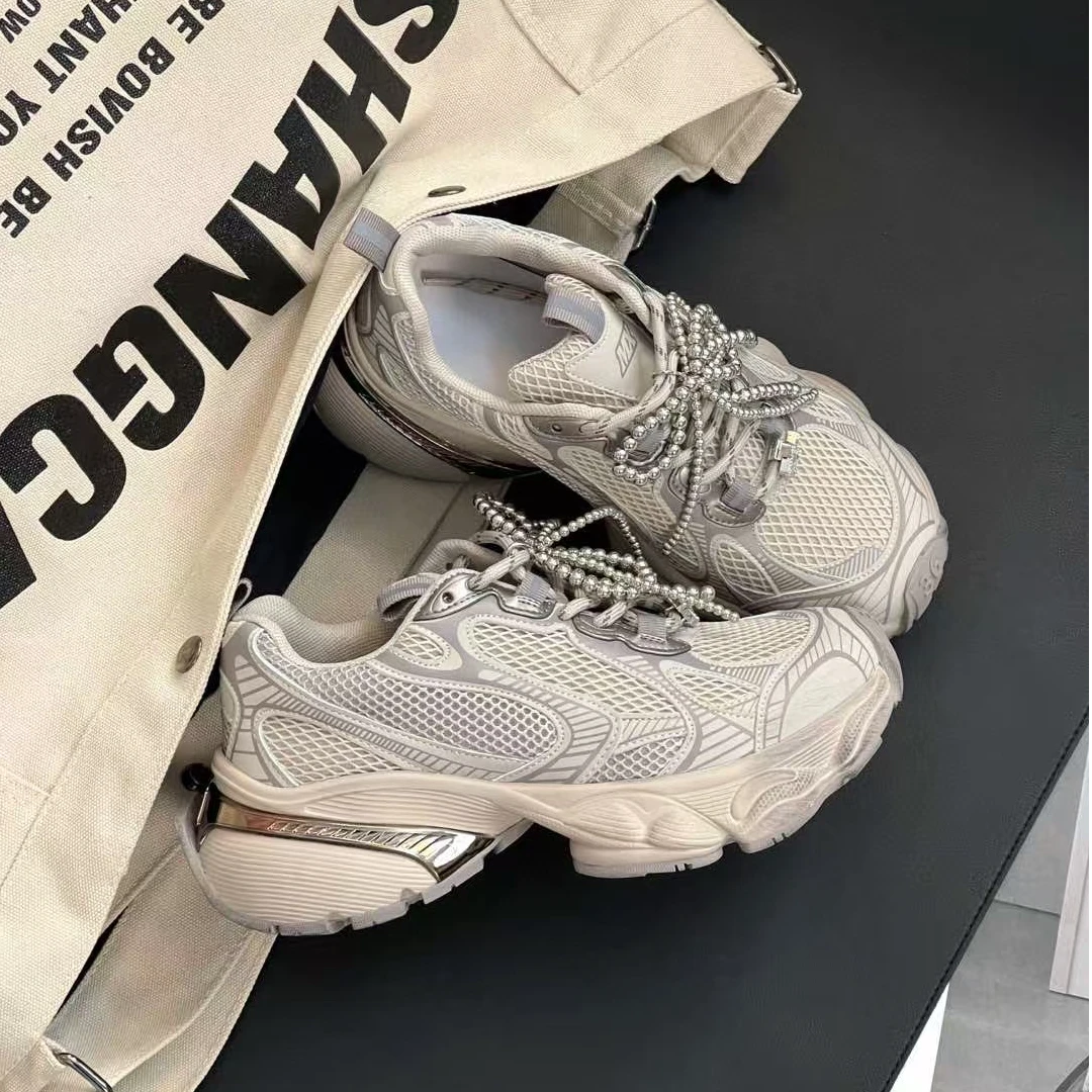 2025时尚百搭潮流春秋款女板鞋