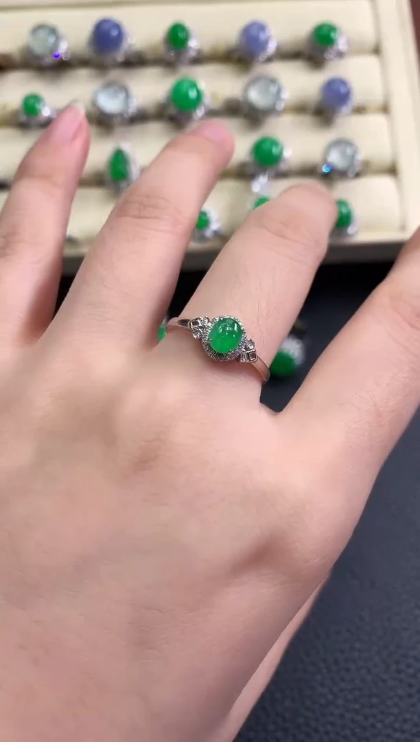 翡翠戒指18K金镶嵌春日珠宝 C1