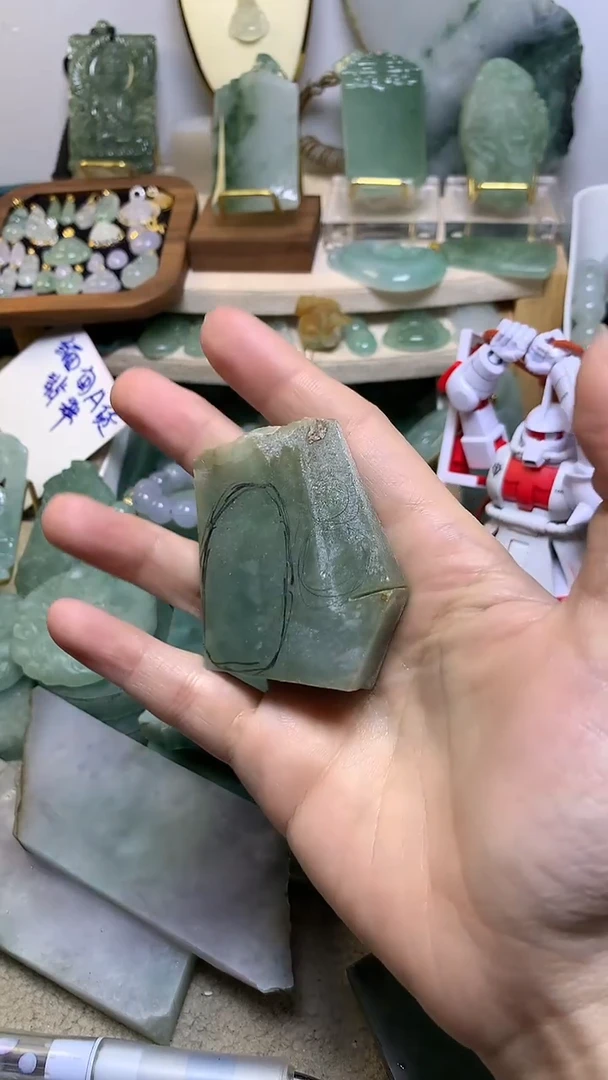 翡翠挂件未镶嵌^****(缅甸A货翡翠，没有运费险