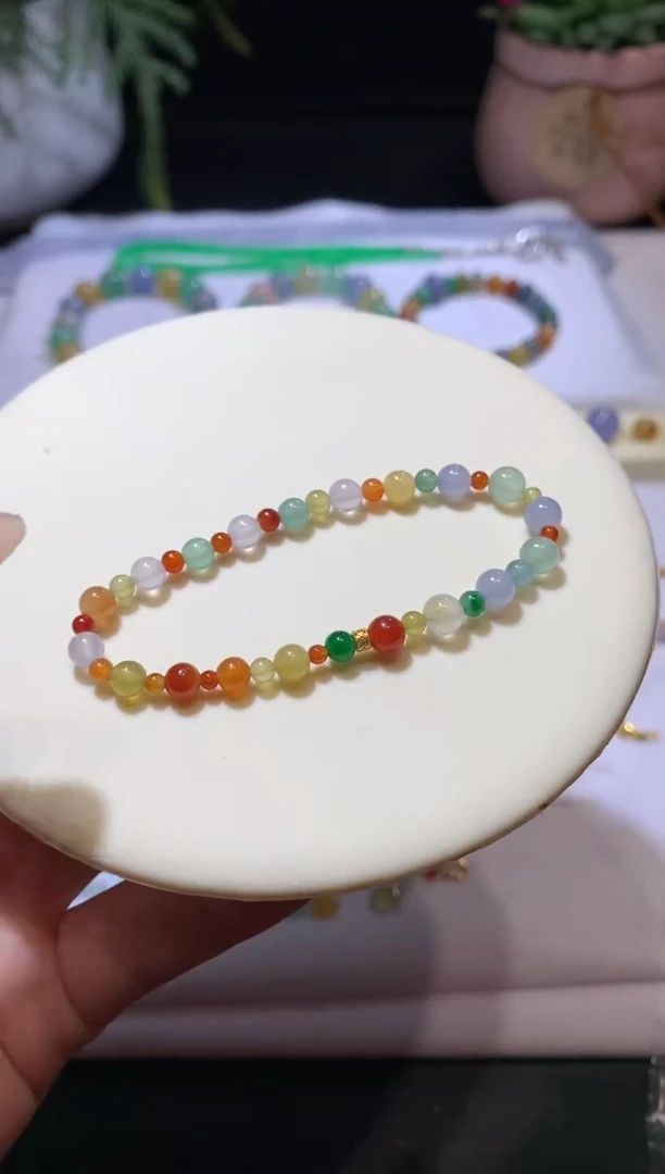 【闪购商品】定制翡翠未镶嵌珠链8800+880