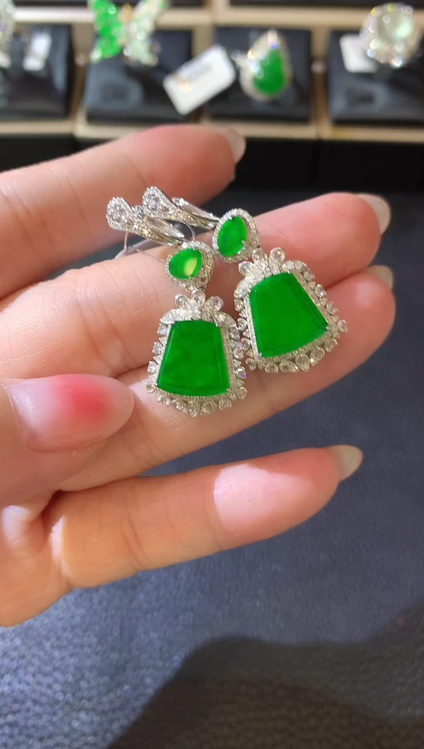 【闪购商品】翡翠耳饰18K金镶嵌F51 翡翠