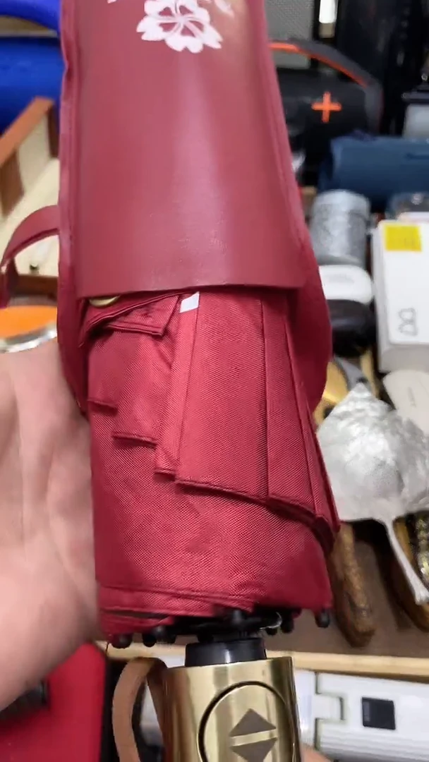 瓷片闪购商品 如图所示