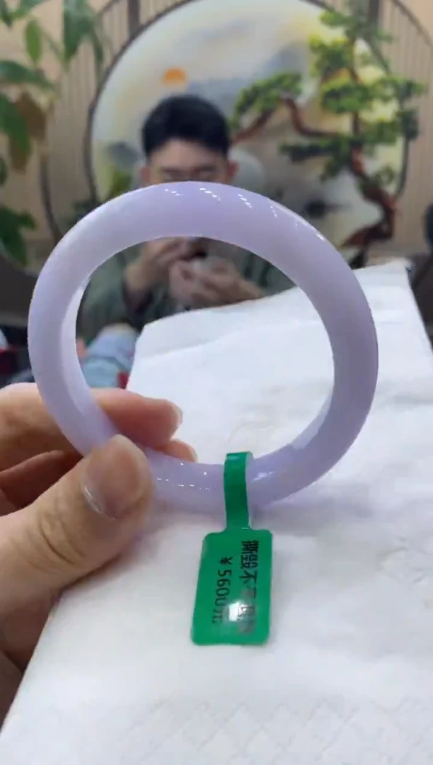 未镶嵌手镯翡翠?**.2222