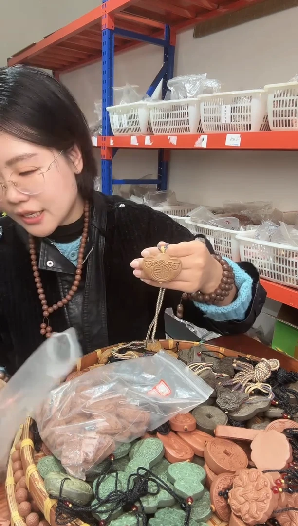泥塑玉兰香福宝算盘