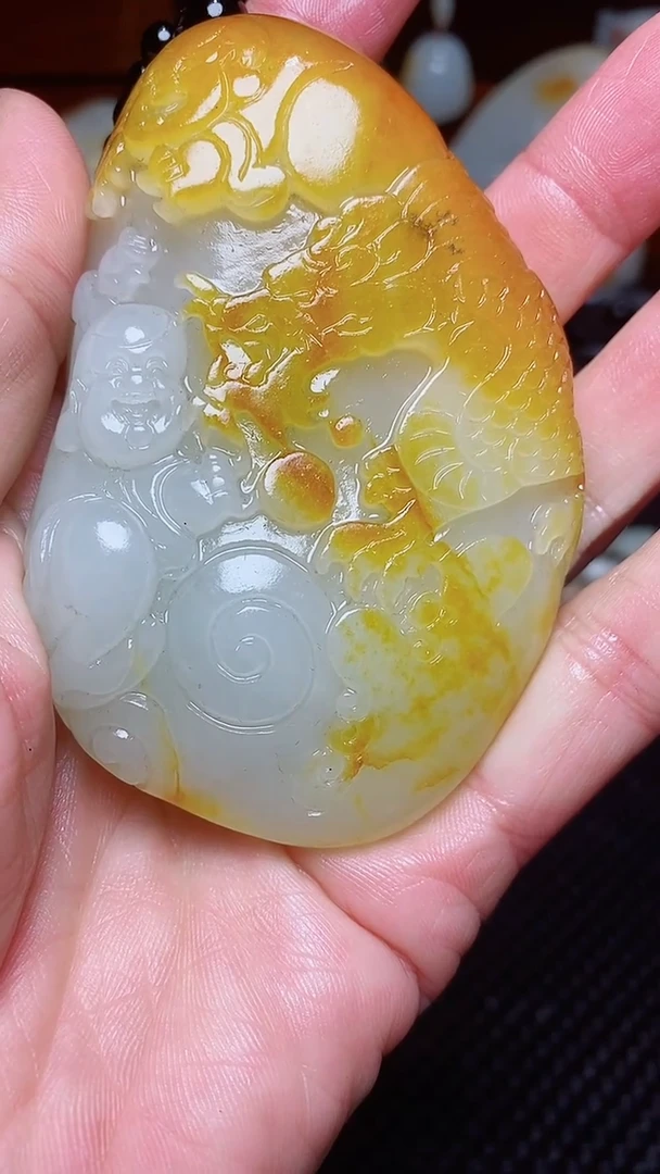 ??天然玉石