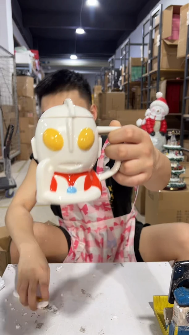 瓷片陶瓷奥特曼带盖杯