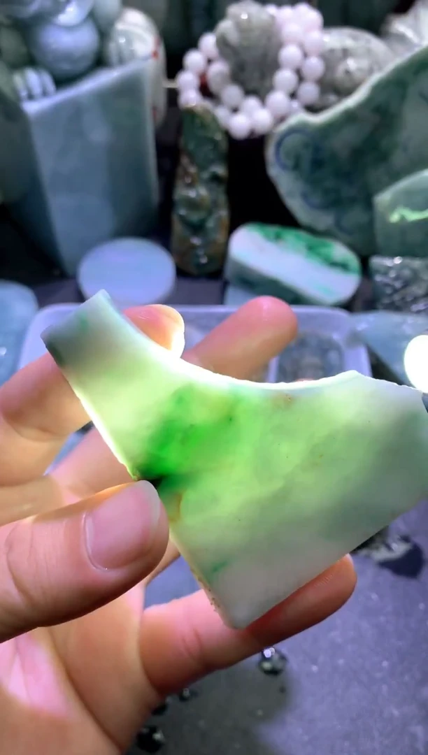 未镶嵌挂件翡翠天然缅甸翡翠A货