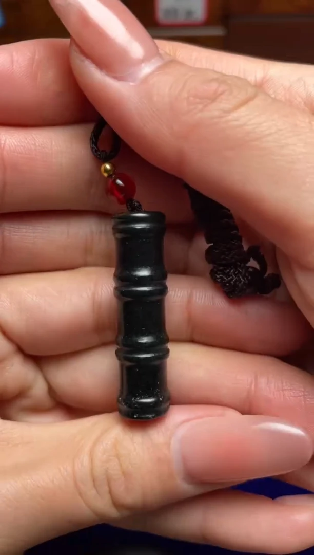 未镶嵌和田玉挂件大*和田玉