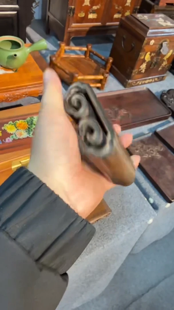 木福利            小底座