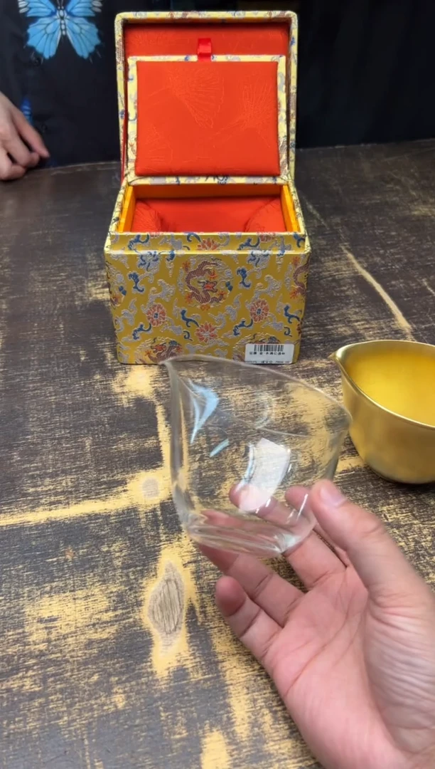 魏小玻水滴公道杯（透明）