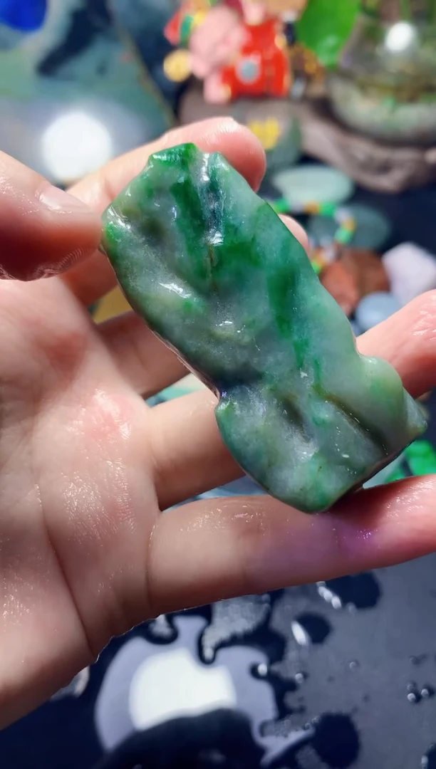 翡翠未镶嵌颈饰021天然翡翠