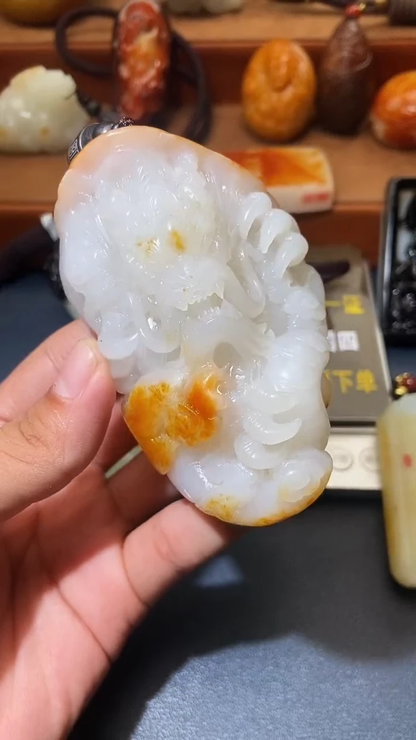 和田玉未镶嵌颈饰HX