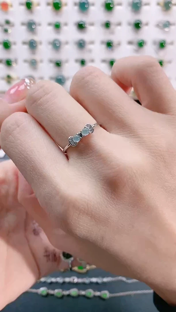 【闪购商品】翡翠戒指银S925镶嵌天然翡翠