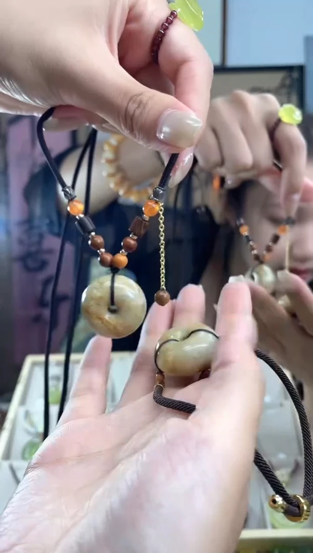 未镶嵌岫玉套装多样性发货其中发一