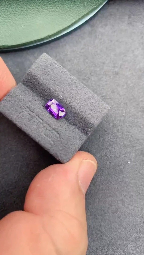 未镶嵌裸石定制蓝宝石1.03ct 无烧紫蓝宝 定制