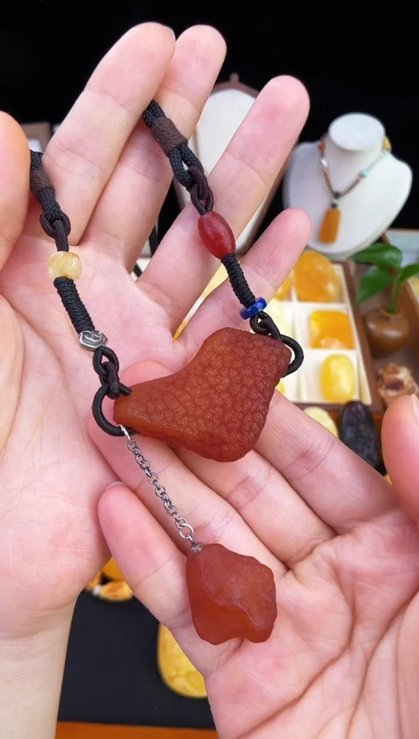 琥珀未镶嵌珠宝奇石柒月