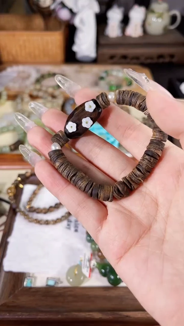 沉香手串多样性发货其一孤品默认微瑕