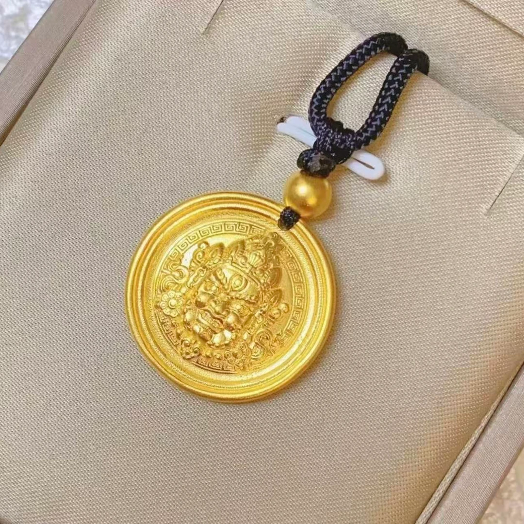 【董老板】古法传承圆牌黄财神合金吊坠赠黑绳