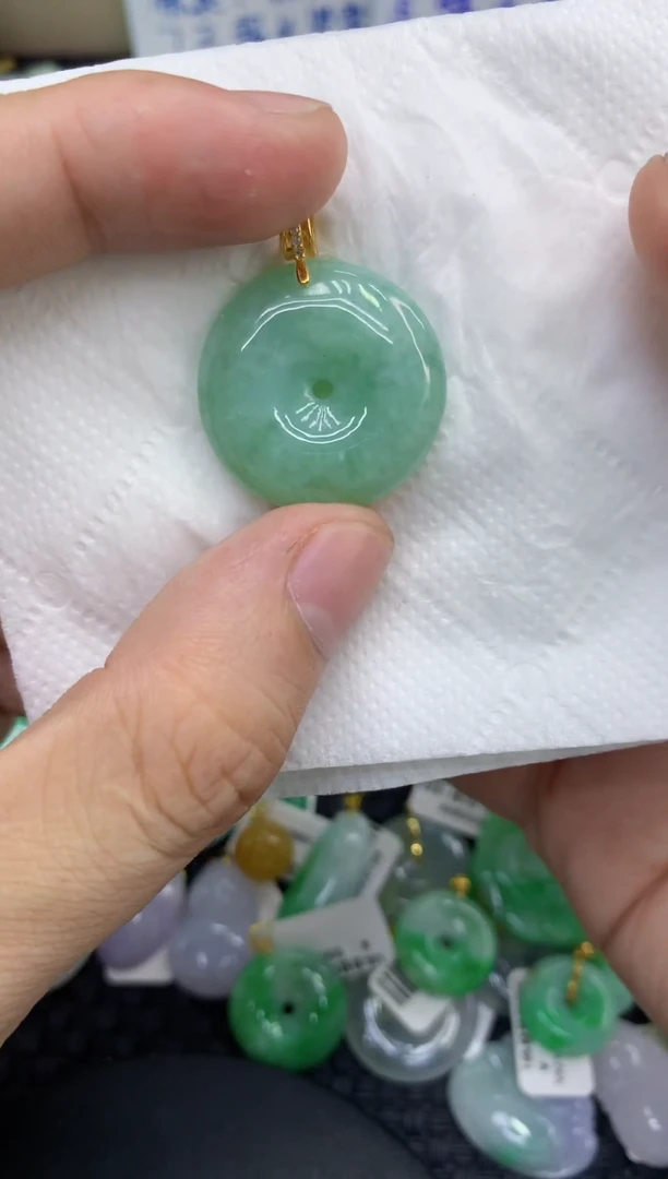 颈饰未镶嵌翡翠天然缅甸A货翡翠