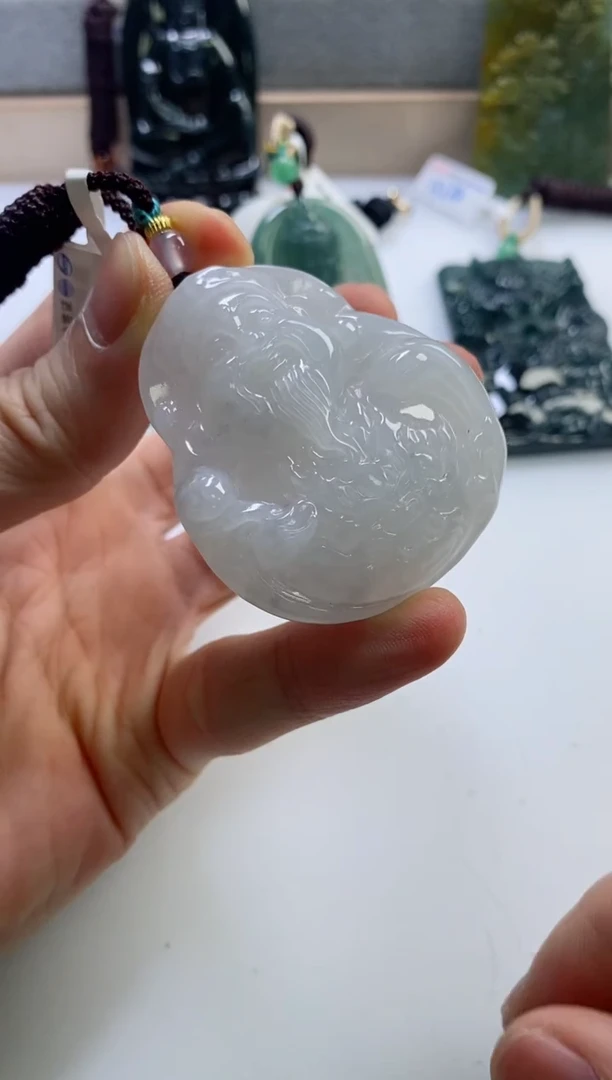 【闪购商品】翡翠挂件未镶嵌