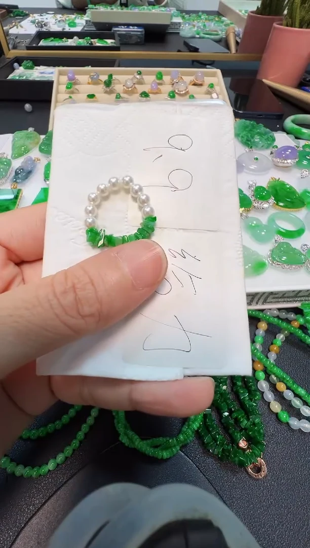 未镶嵌戒指翡翠乐*9.9