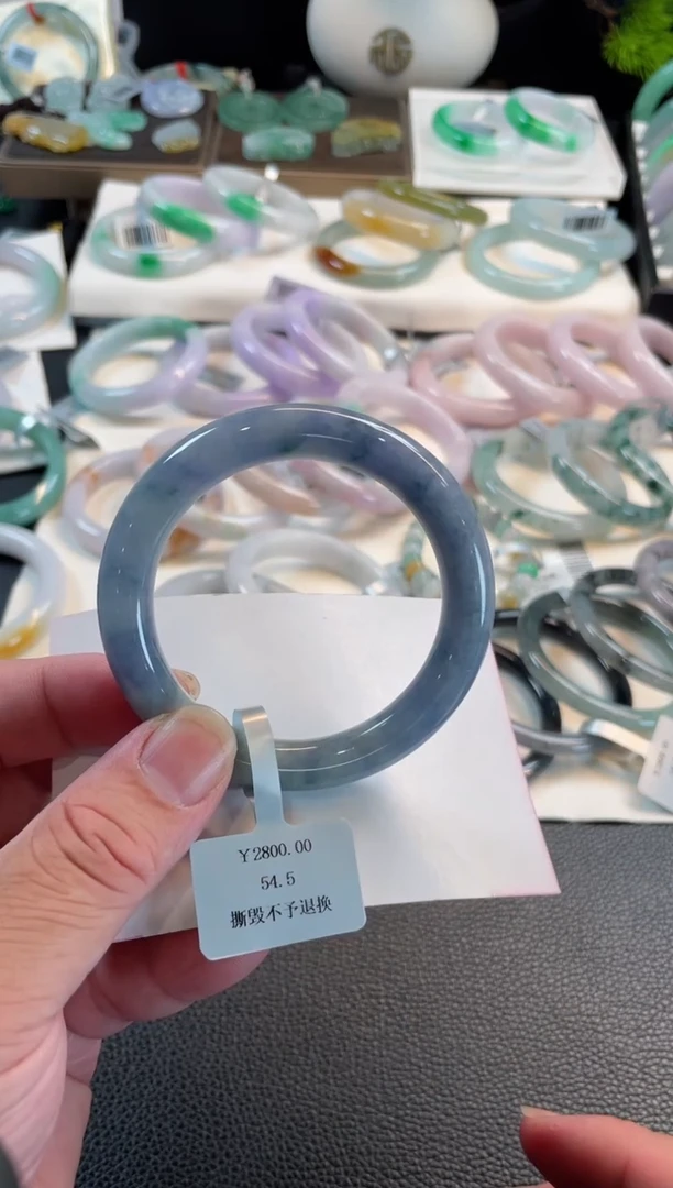未镶嵌手镯翡翠81号  54.5 圆条 有纹裂