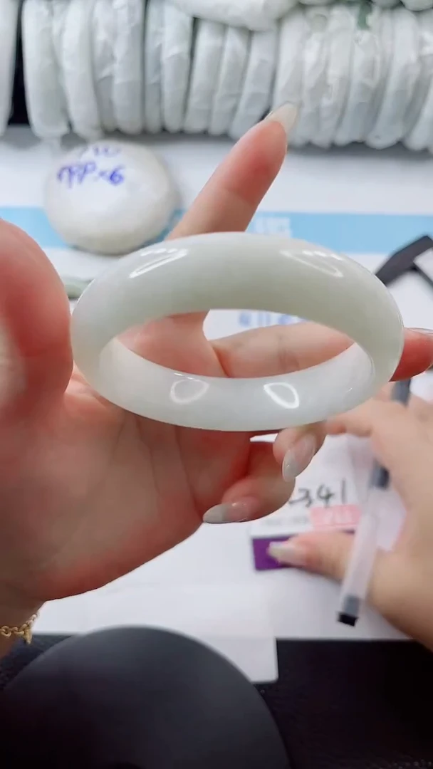 和田玉手镯未镶嵌多样性发货L341