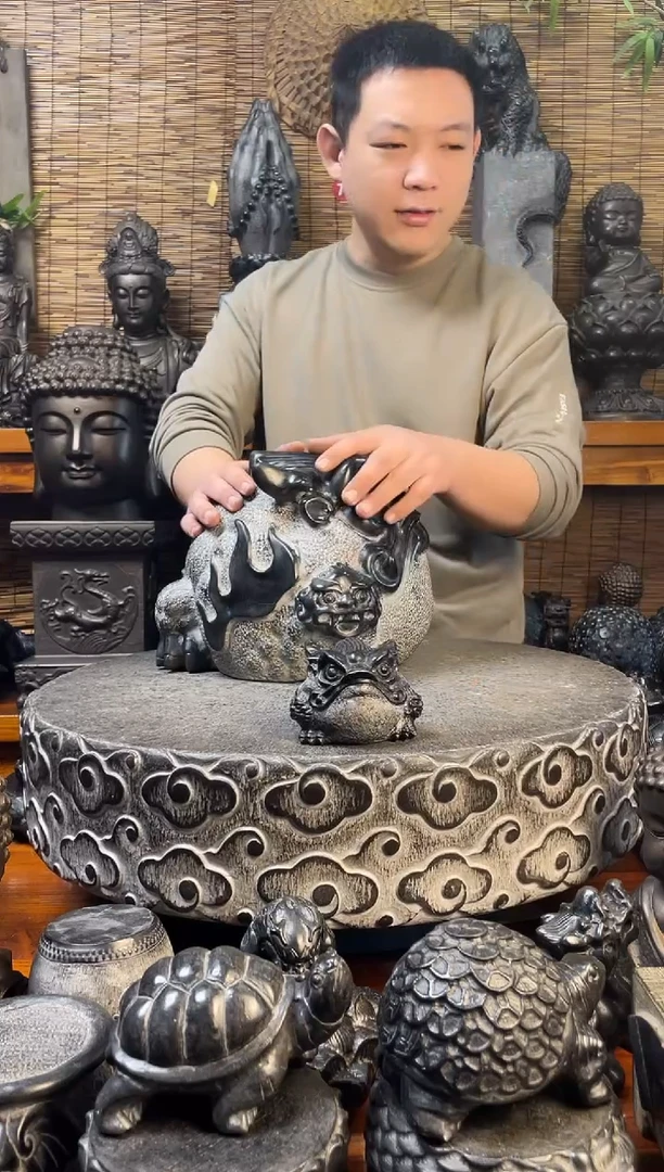 石材10金蟾天然青石雕刻