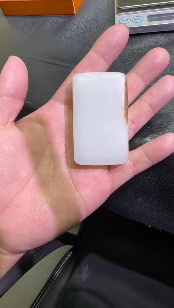 吊坠(赠链)未镶嵌和田玉金山糖白牌子（产地直发）