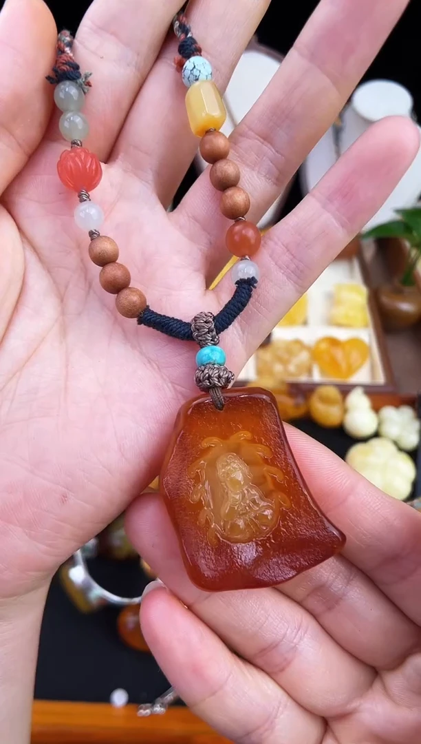 琥珀未镶嵌珠宝奇石柒月