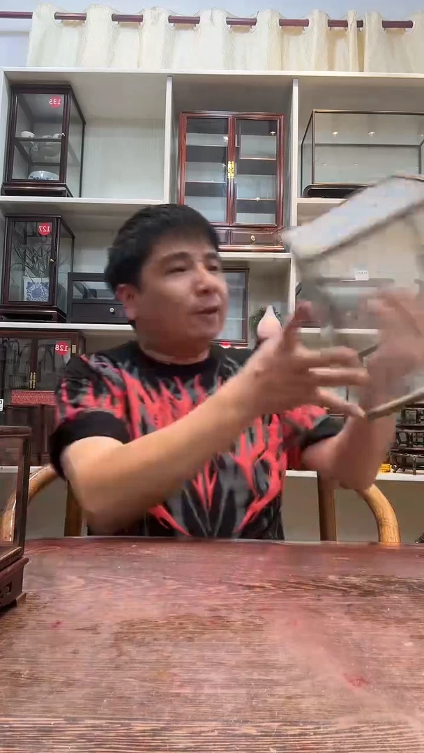 鸡翅木孤品玻璃罩887