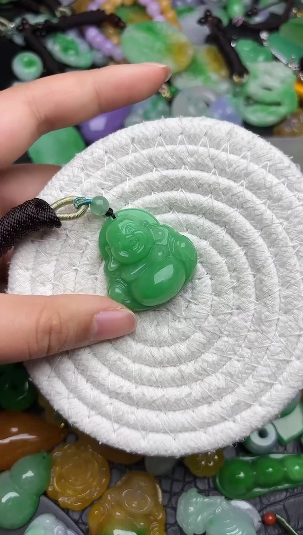 颈饰未镶嵌翡翠缅甸翡翠吊坠