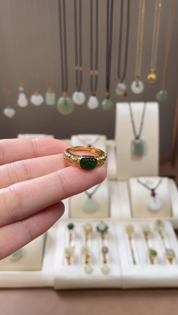 颈饰银S925镶嵌和田玉和田玉戒指