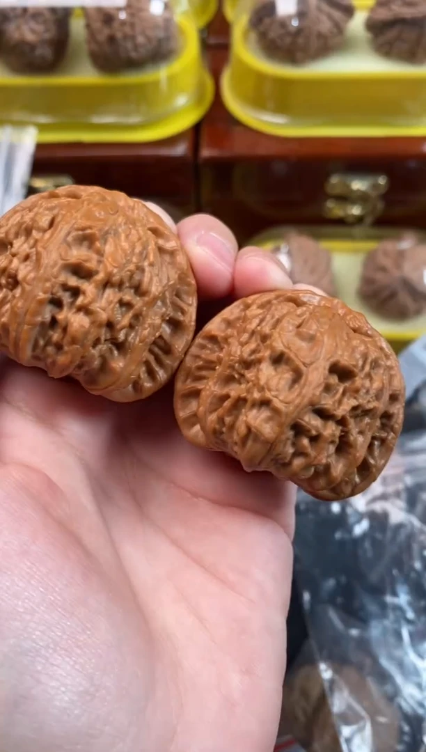 把件文玩核桃白狮子42尺s062
